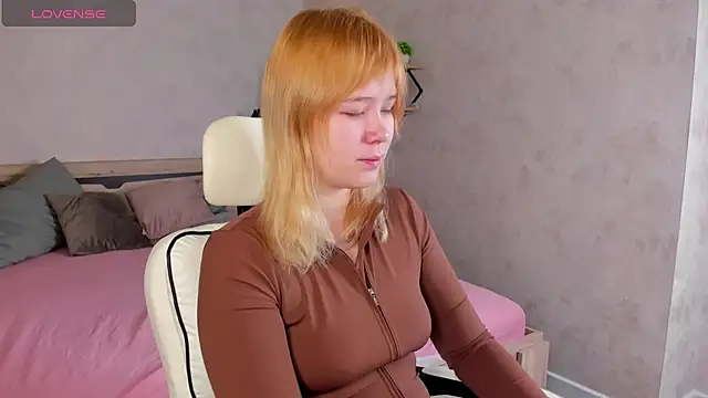 Amy Kimberlly online show from November 11, 11:53 pm