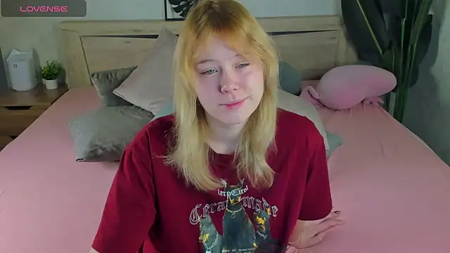 Snapshot of Amy_Kimberlly chatting on September 14, 12:00 am Amy Kimberlly online show from September 14, 12:00 am