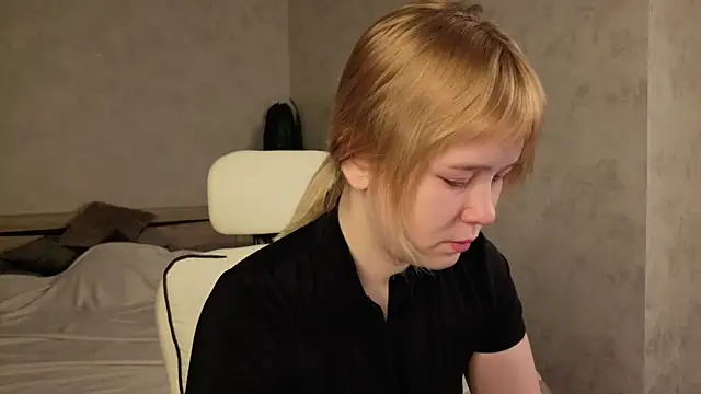 Amy Kimberlly online show from November 15, 12:03 am