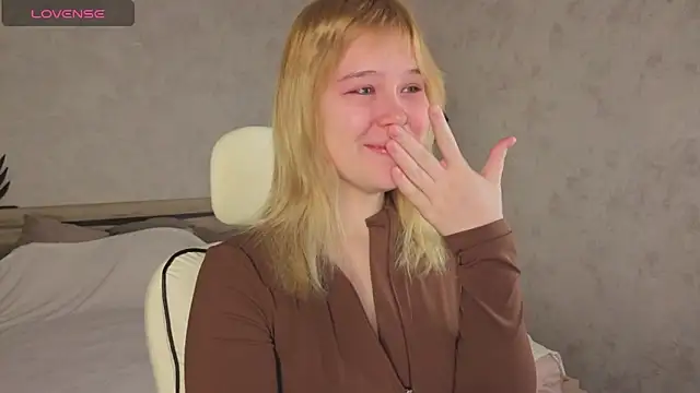 Amy Kimberlly online show from November 14, 12:14 am