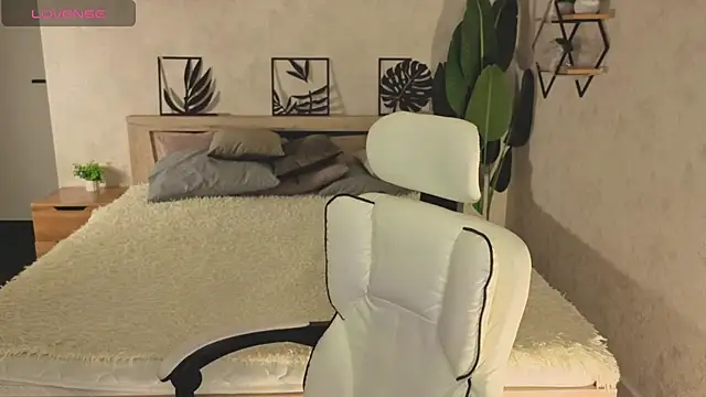 Amy Kimberlly online show from February 12, 12:21 am