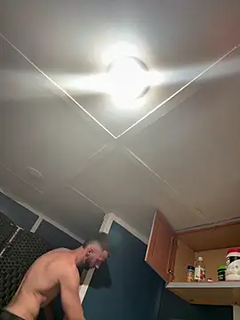 sexyhotstud12 online show from December 16, 8:51 am