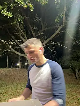 sexyhotstud12 online show from February 18, 4:26 am