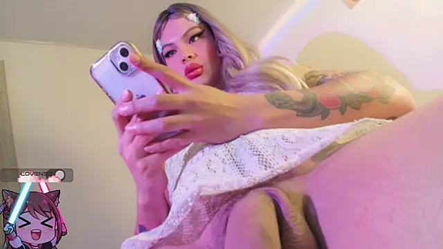 REBECA VALENTINE online show from February 6, 3:24 am