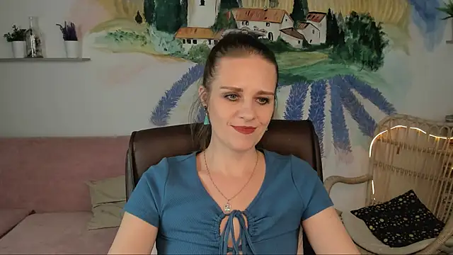 Snapshot of EmiliaBedy chatting on February 22, 12:18 pm EmiliaBedy online show from February 22, 12:18 pm