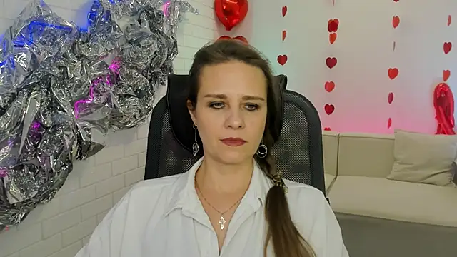 Snapshot of EmiliaBedy chatting on February 25, 12:16 pm EmiliaBedy online show from February 25, 12:16 pm