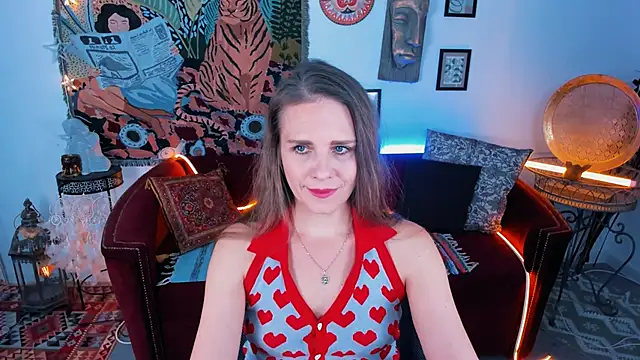 Snapshot of EmiliaBedy chatting on September 14, 5:19 am EmiliaBedy online show from September 14, 5:19 am