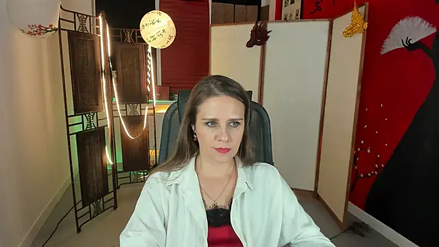 Snapshot of EmiliaBedy chatting on February 21, 12:17 pm EmiliaBedy online show from February 21, 12:17 pm