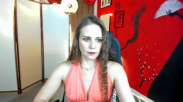 Snapshot of EmiliaBedy chatting on September 26, 9:05 am EmiliaBedy online show from September 26, 9:05 am