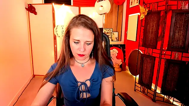 EmiliaBedy online show from June 26, 5:13 am