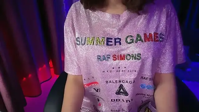 Snapshot of Aapsara_ chatting on November 9, 7:40 pm Aapsara online show from November 9, 7:40 pm