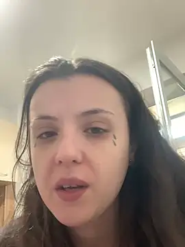 bunnythetailor online show from May 10, 5:55 am