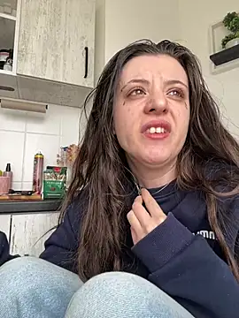 bunnythetailor online show from February 22, 8:49 am