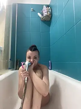 bunnythetailor online show from November 7, 6:56 pm