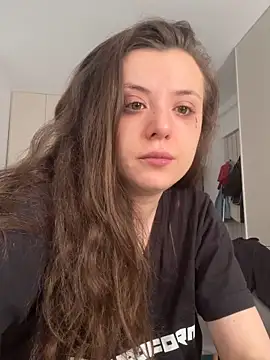 bunnythetailor online show from June 3, 2:18 pm