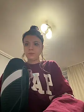 bunnythetailor online show from November 14, 3:15 pm