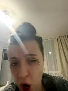 bunnythetailor online show from November 17, 4:44 pm