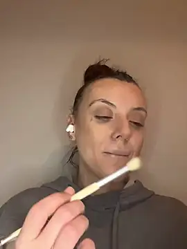 Snapshot of bunnythetailor chatting on January 30, 9:36 pm bunnythetailor online show from January 30, 9:36 pm