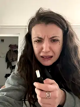 bunnythetailor online show from December 17, 1:05 pm