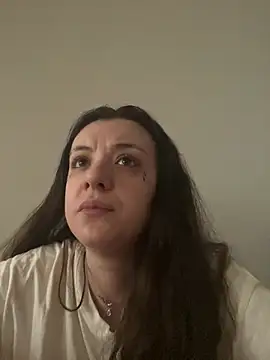 bunnythetailor online show from February 5, 2:13 pm