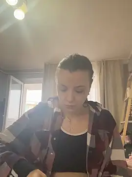 bunnythetailor online show from January 18, 1:25 pm