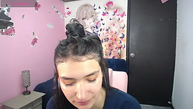 Snapshot of Sofii_cutee chatting on March 20, 2:21 pm Sofii cutee online show from March 20, 2:21 pm