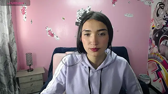 Snapshot of Sofii_cutee chatting on January 27, 12:48 pm Sofii cutee online show from January 27, 12:48 pm