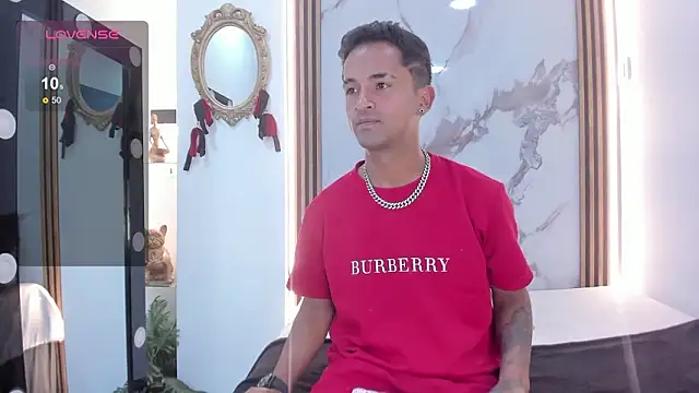 Nikki and Mayk online show from March 13, 3:00 am