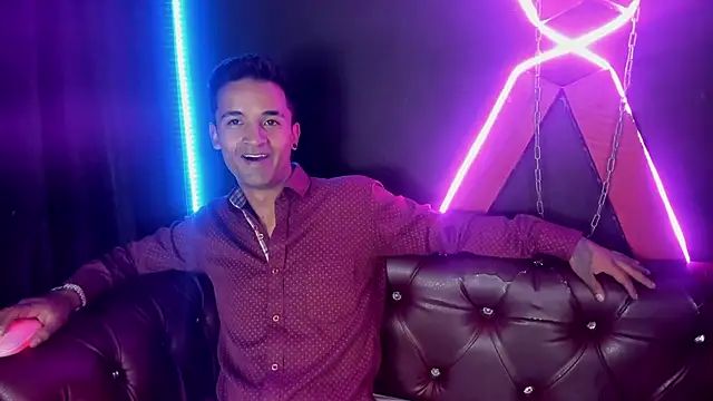 Nikki and Mayk online show from November 28, 2:45 am