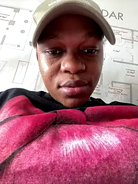 Boneca25 online show from October 29, 8:02 am