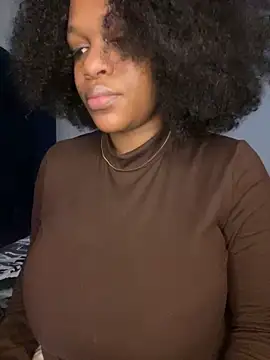 Boneca25 online show from October 25, 9:08 am