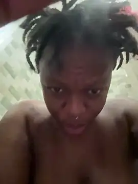 Boneca25 online show from March 3, 8:54 am