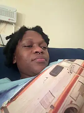 Boneca25 online show from February 4, 1:06 pm