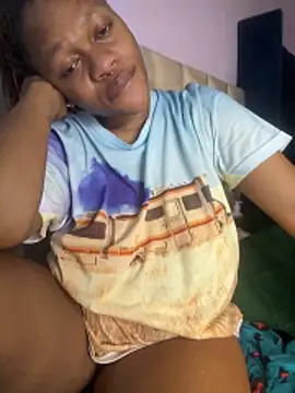 Boneca25 online show from March 19, 2:11 am