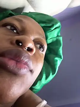 Boneca25 online show from March 16, 11:07 pm