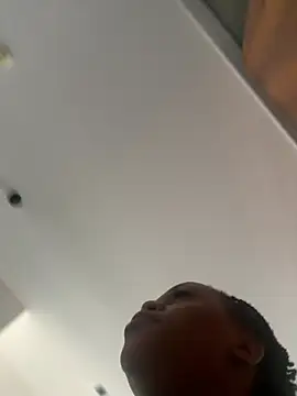 Boneca25 online show from March 26, 8:23 am