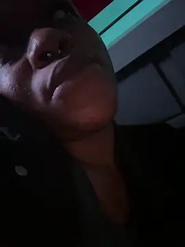 Boneca25 online show from April 19, 10:38 am