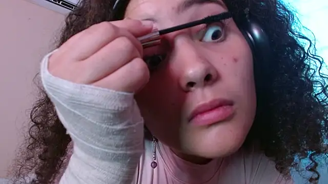 cameron cooper01 online show from January 29, 1:07 pm