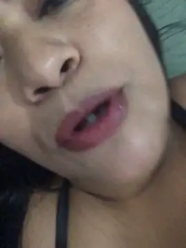 Snapshot of indiazinha69_ chatting on May 23, 3:11 pm indiazinha69 online show from May 23, 3:11 pm