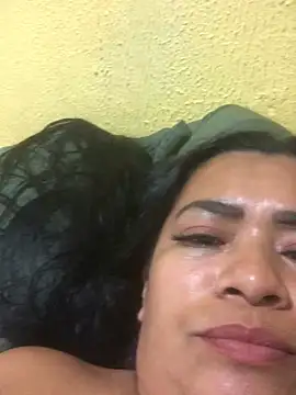 indiazinha69  online show from March 7, 10:26 pm