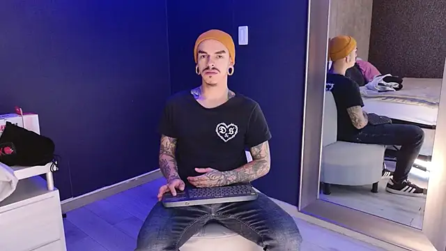 kaletattoo online show from November 30, 11:55 am