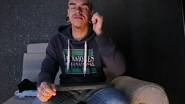 kaletattoo online show from January 15, 11:02 am