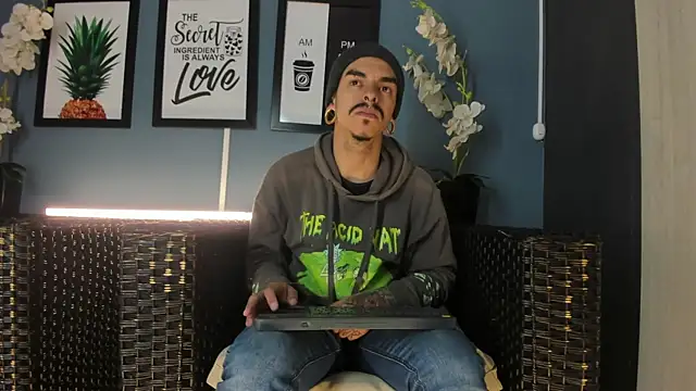 kaletattoo online show from December 19, 11:34 am