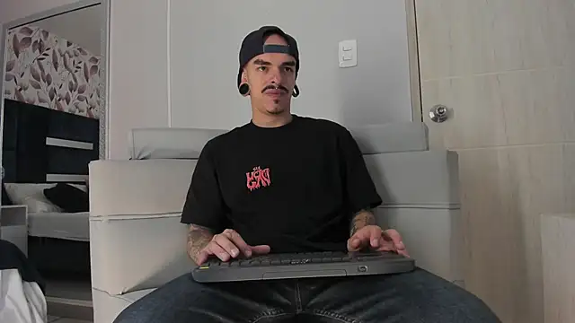 kaletattoo online show from November 12, 11:25 am