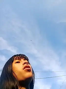 Snapshot of esmeralda06 chatting on November 19, 11:21 am esmeralda06 online show from November 19, 11:21 am