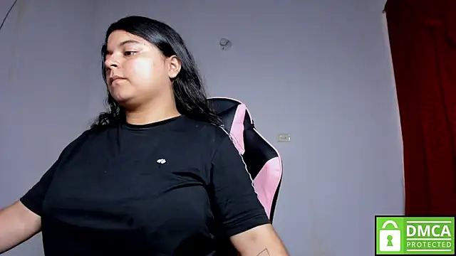 Snapshot of Little_Shaara chatting on October 29, 8:30 pm Little Shaara online show from October 29, 8:30 pm