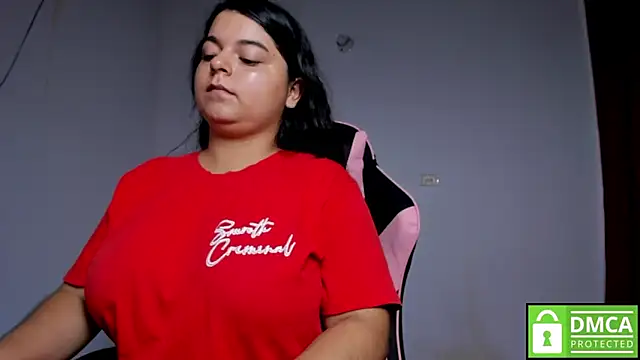 Snapshot of Little_Shaara chatting on November 3, 8:45 pm Little Shaara online show from November 3, 8:45 pm