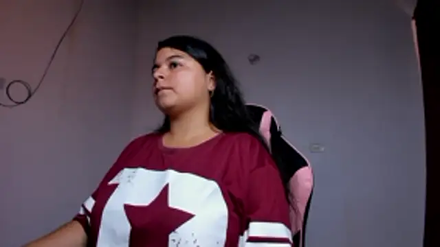 Snapshot of Little_Shaara chatting on October 24, 8:19 pm Little Shaara online show from October 24, 8:19 pm