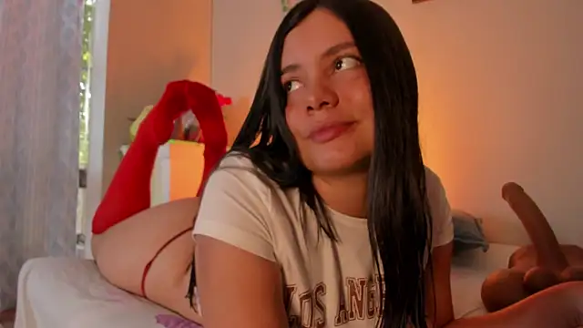 evaa greey online show from December 19, 8:11 pm