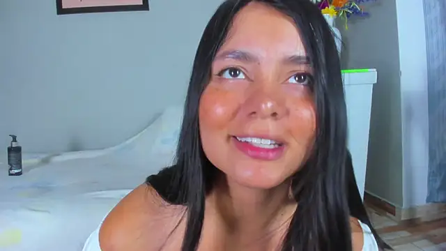 evaa greey online show from November 9, 8:13 pm